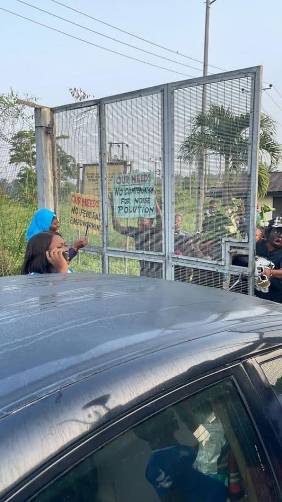 Protesters 1